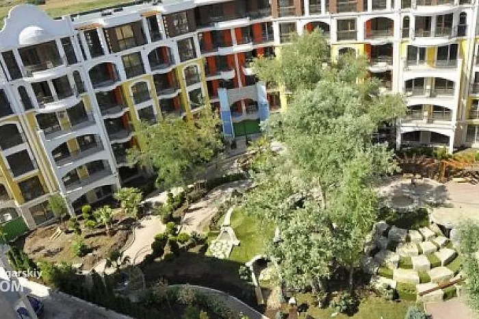 2 Harmony Komplex * Σάνι Μπιτς